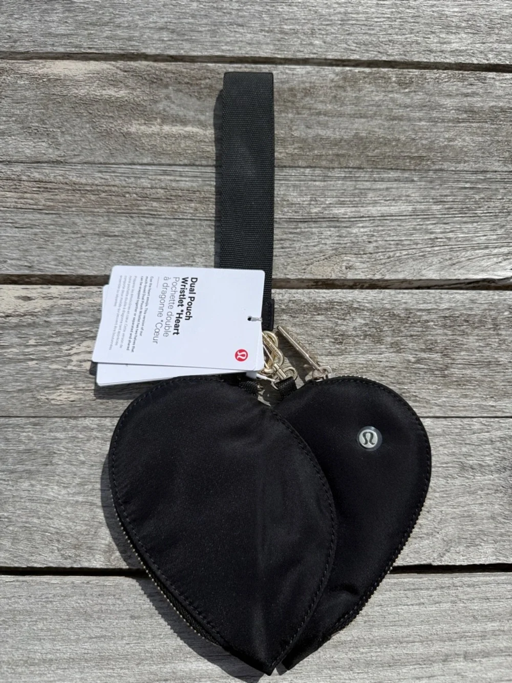 LULULEMON Dual Pouch Wristlet Heart NWT black gold